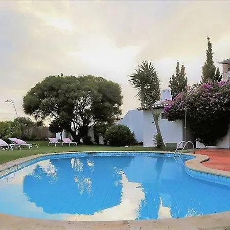 Beach Apartment, Meia Praia, Lagos